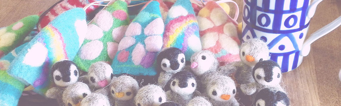 ペンギンのフェルト雑貨
